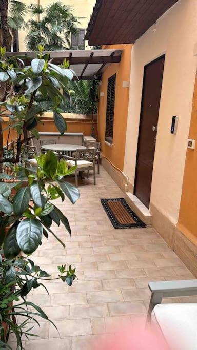 Cola Di Rienzo 243 Relais-a Appartamento *